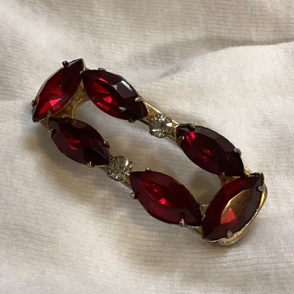 Vintage Accessories - Vintage 1960s Ruby Red Glass Stones Barrette